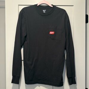 Milwaukee Men's Long Sleeve Pocket Tee - Black